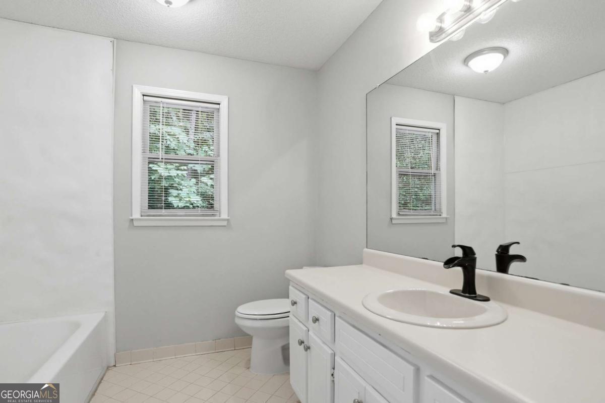 104 Ashland Trail Property Photo 31