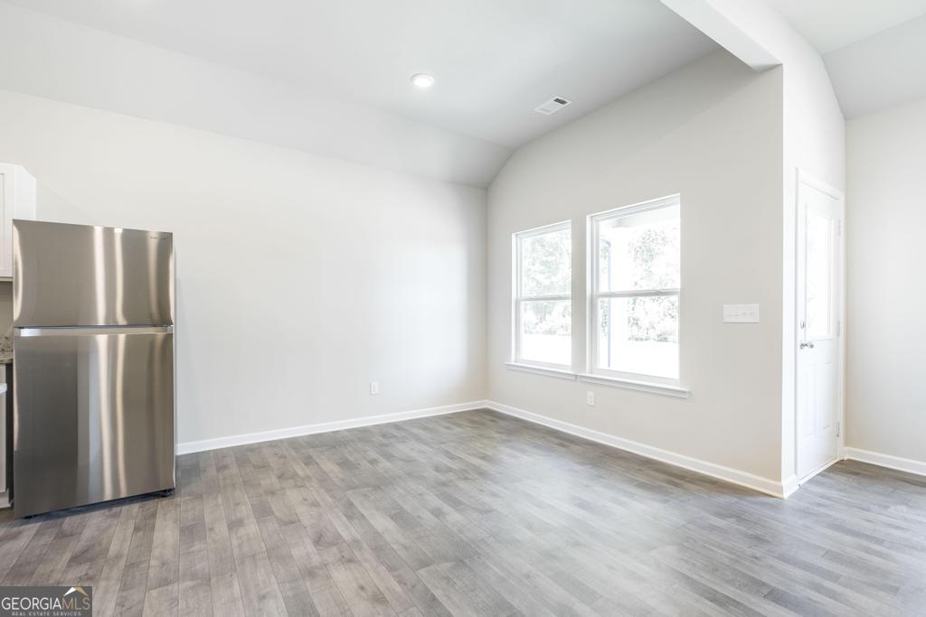 303 Georgian Walk Property Photo 12