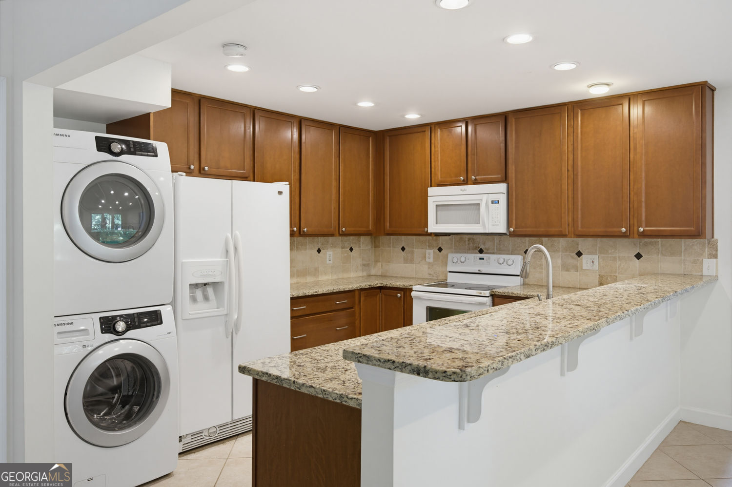 3145 Cape Circle Property Photo 8