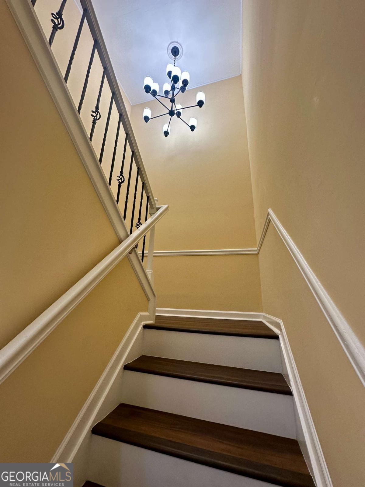 1051 Mariners Court Property Photo 15