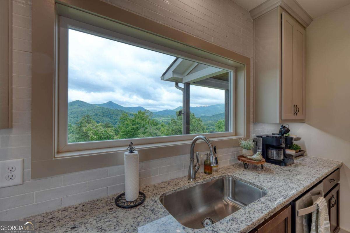2368 Haven Heights Road Property Photo 21