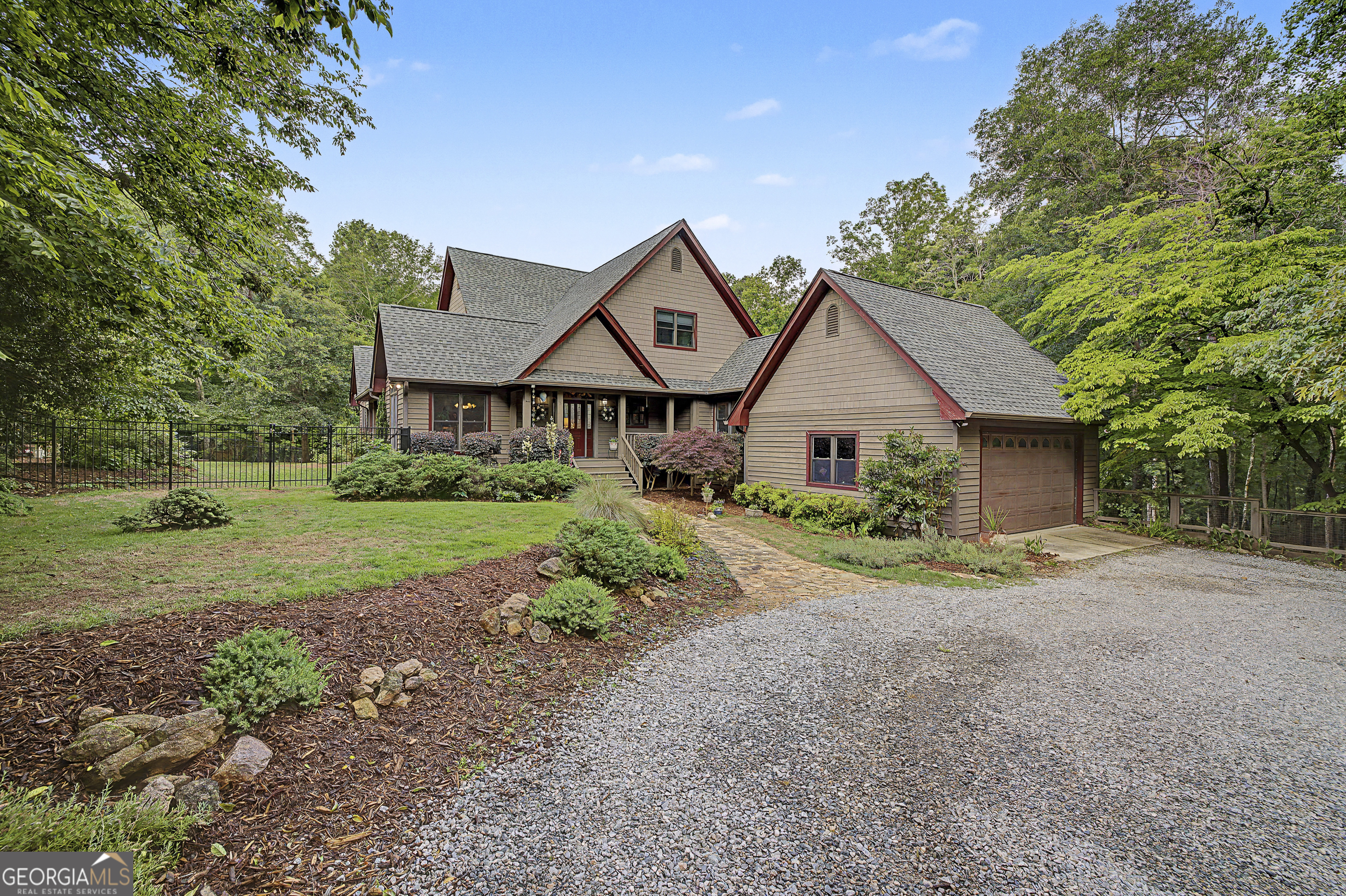151 Hickory Pointe Drive Property Photo 6
