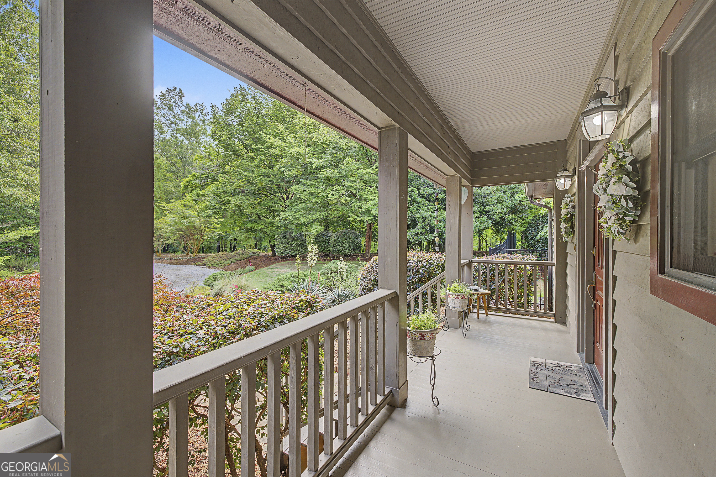 151 Hickory Pointe Drive Property Photo 7