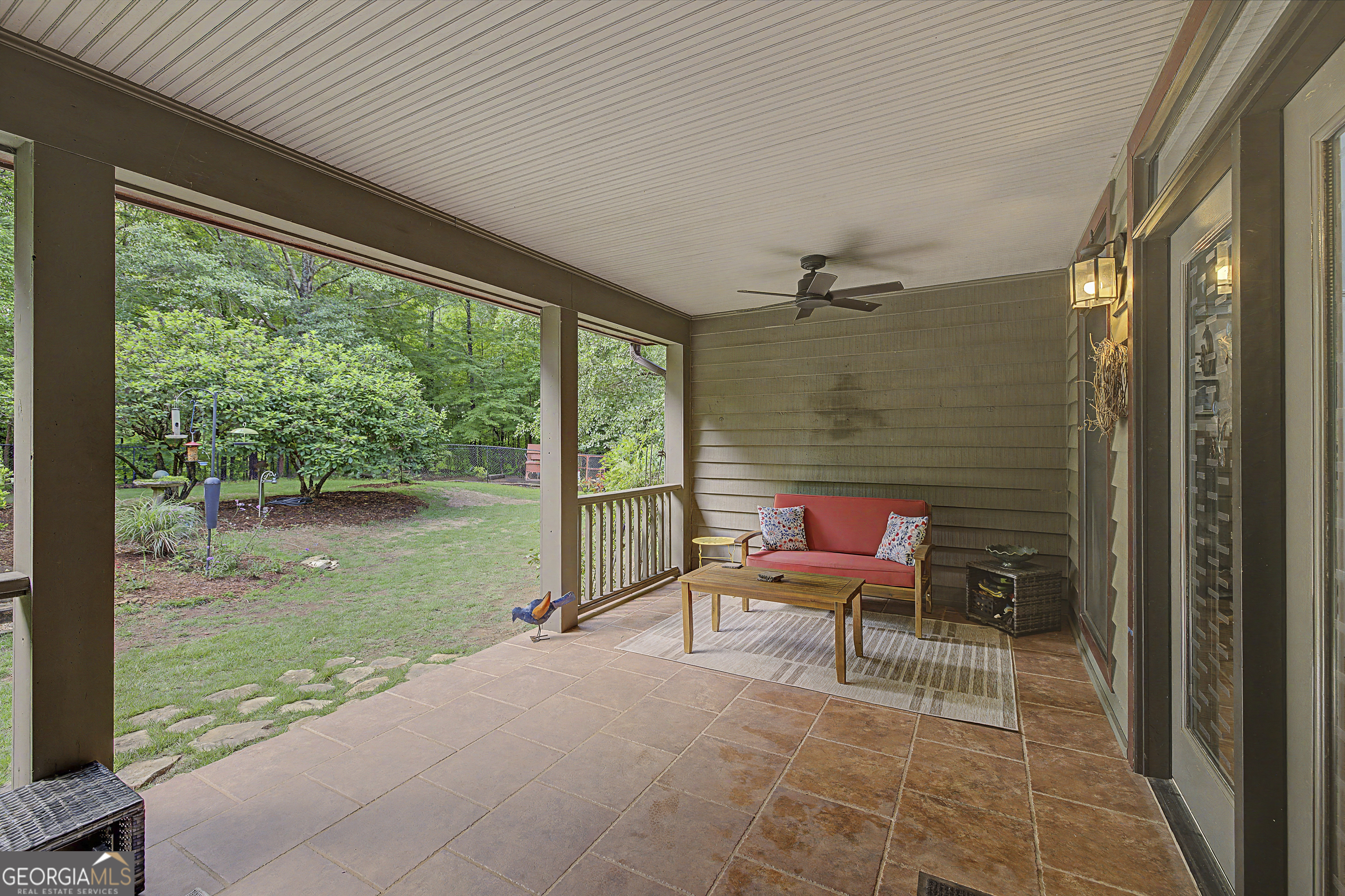 151 Hickory Pointe Drive Property Photo 8