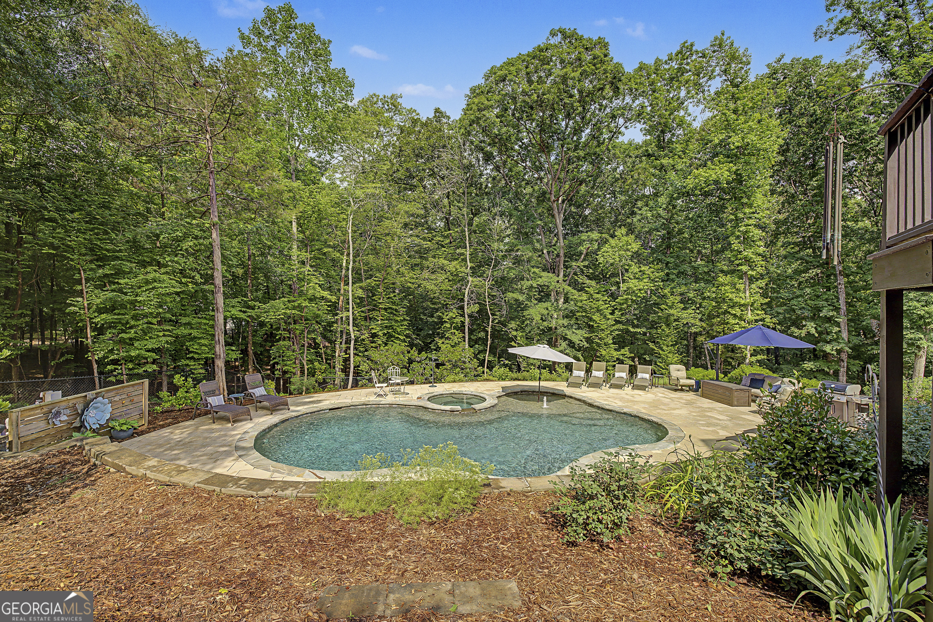 151 Hickory Pointe Drive Property Photo 11