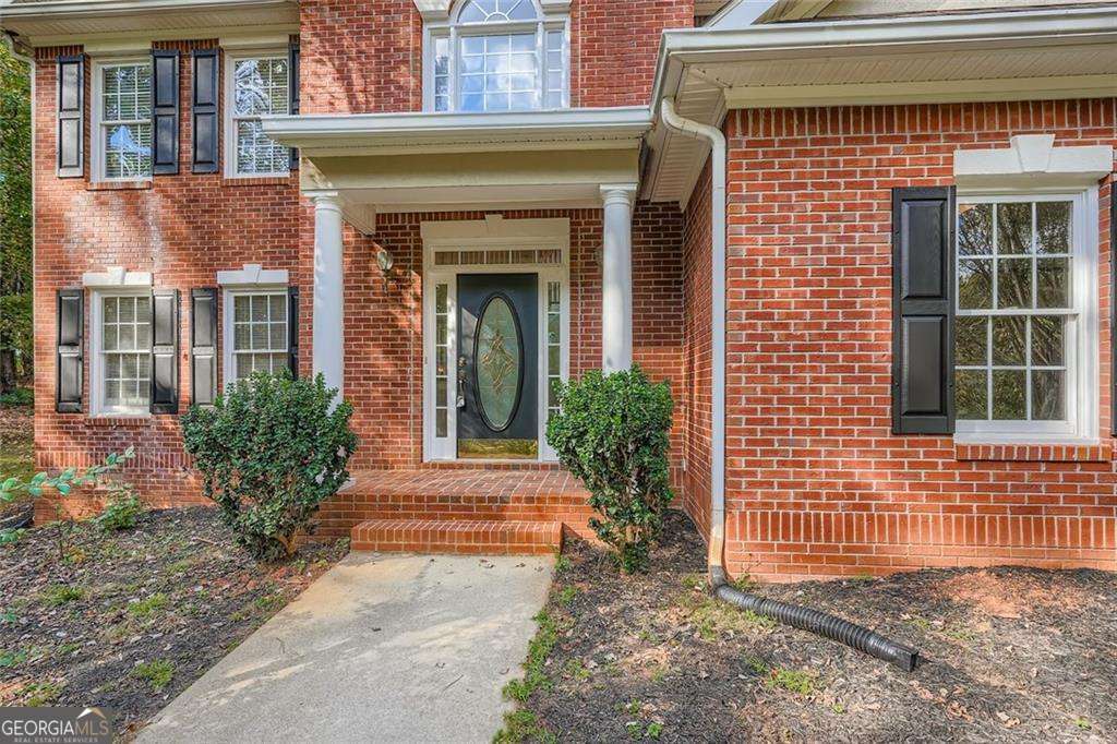 100 Hamilton Glen Court Property Photo 3