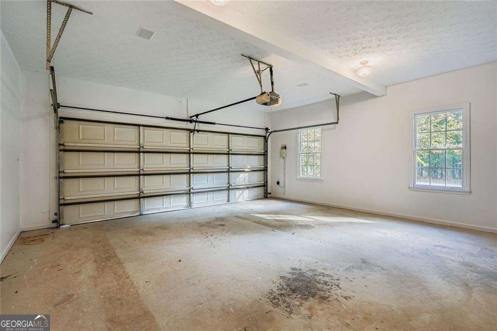 100 Hamilton Glen Court Property Photo 25
