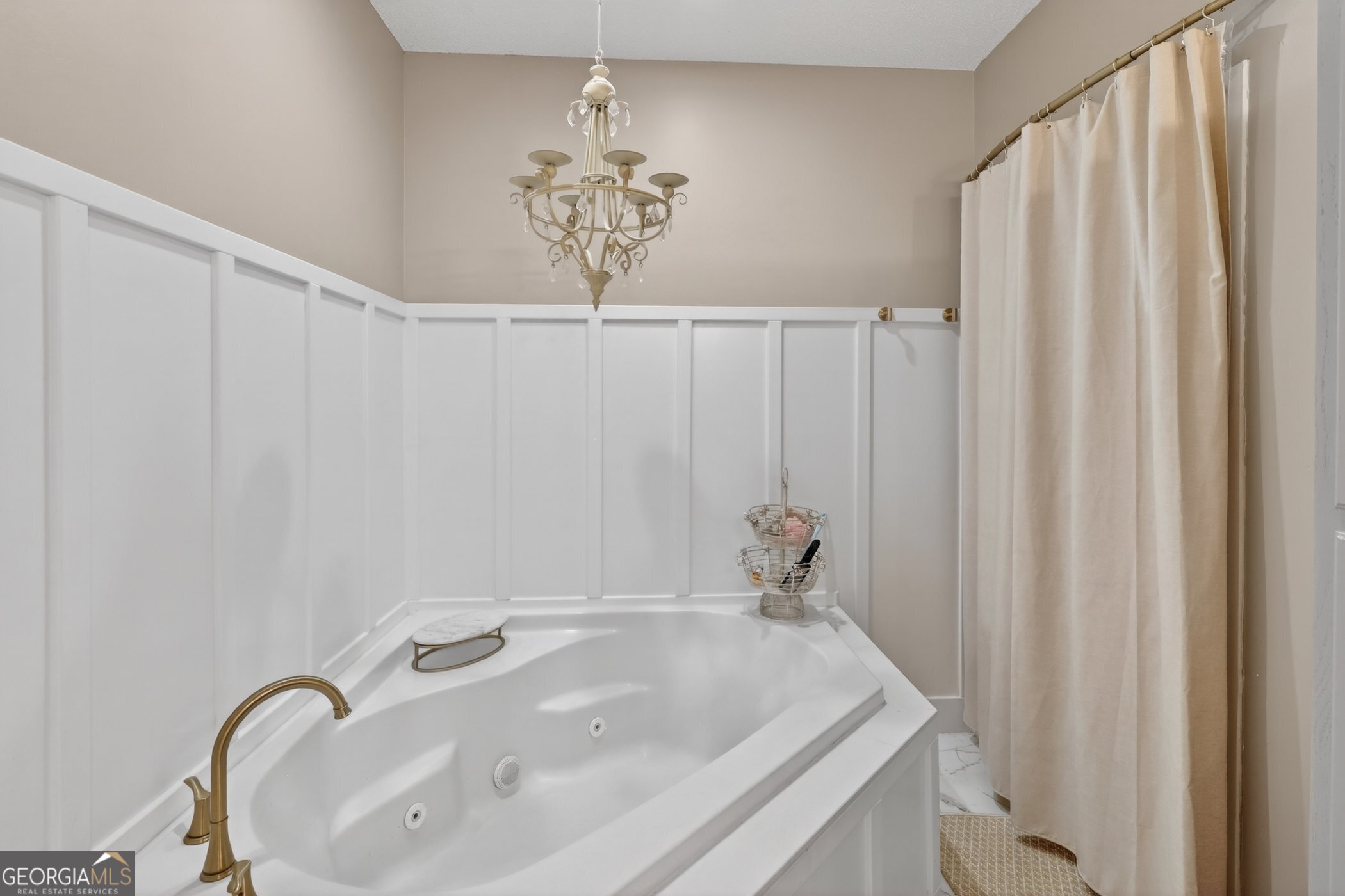 300 Johnson Drive Property Photo 13