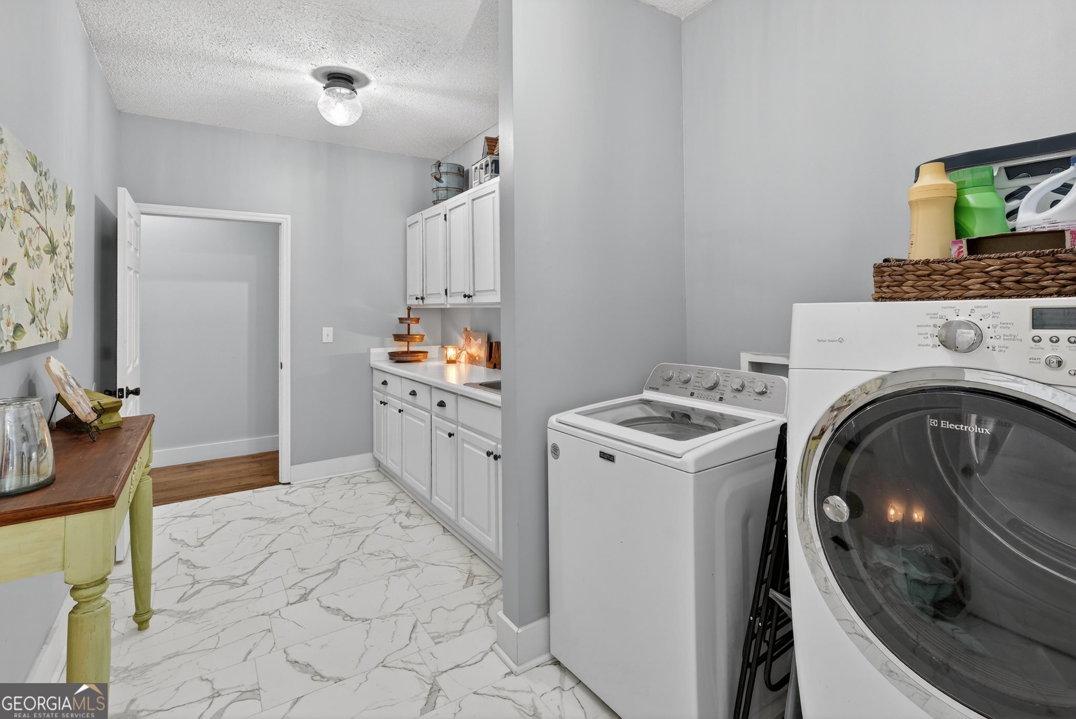 300 Johnson Drive Property Photo 27