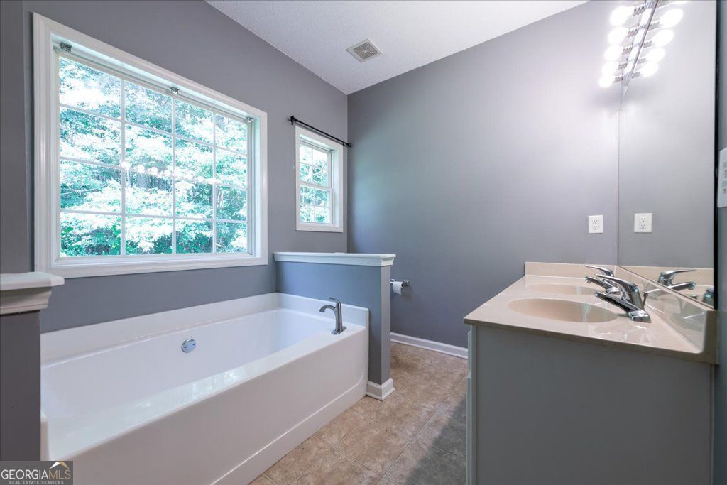 169 Rachel Boulevard Property Photo 35