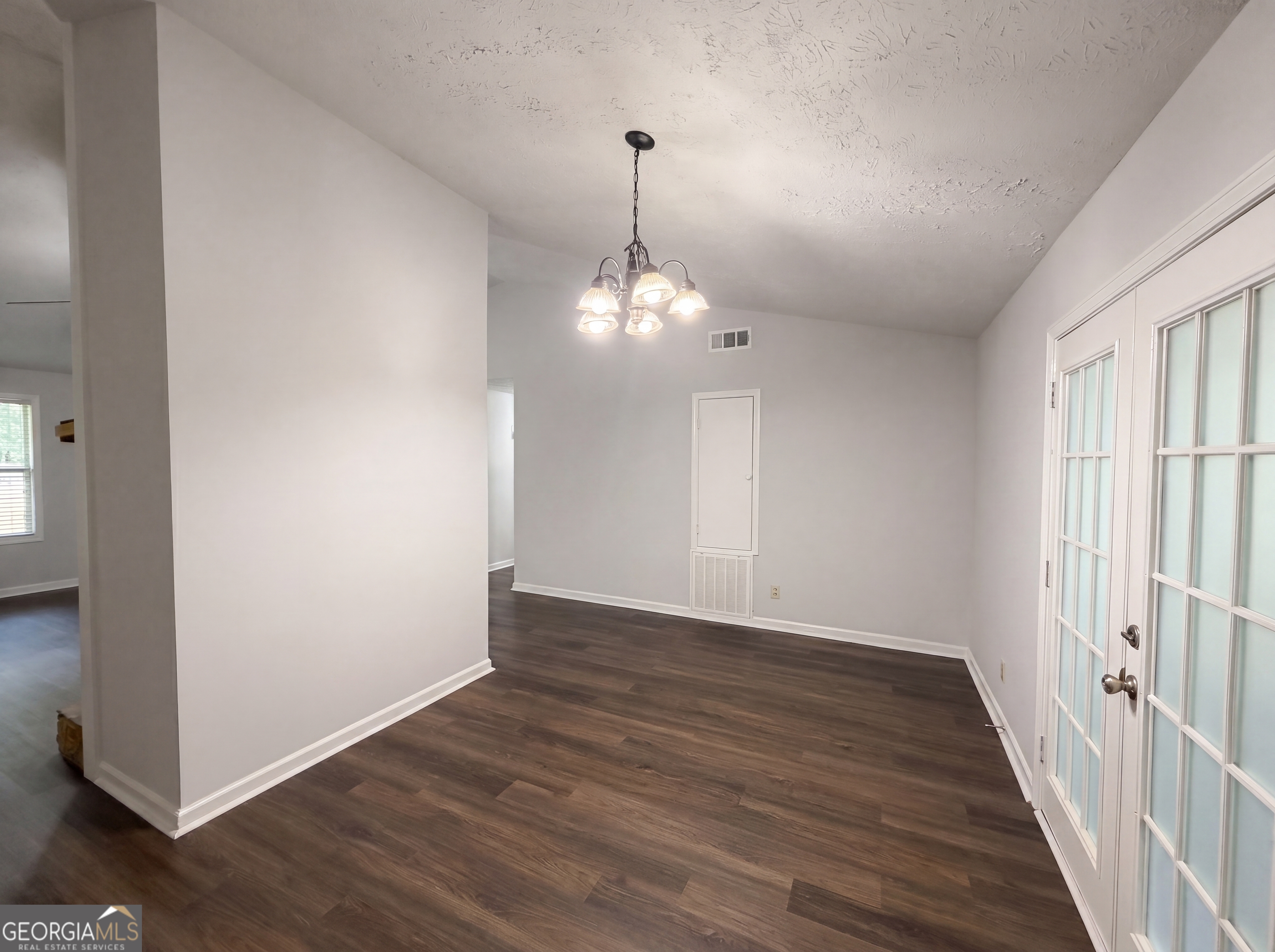 85 Hartley Woods Drive Ne Property Photo 6