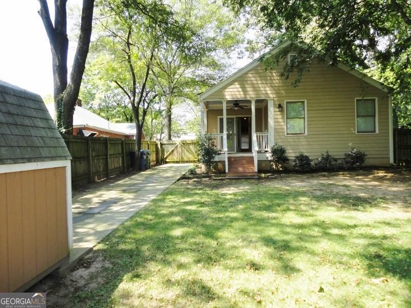 49 Leslie Street Property Photo 12
