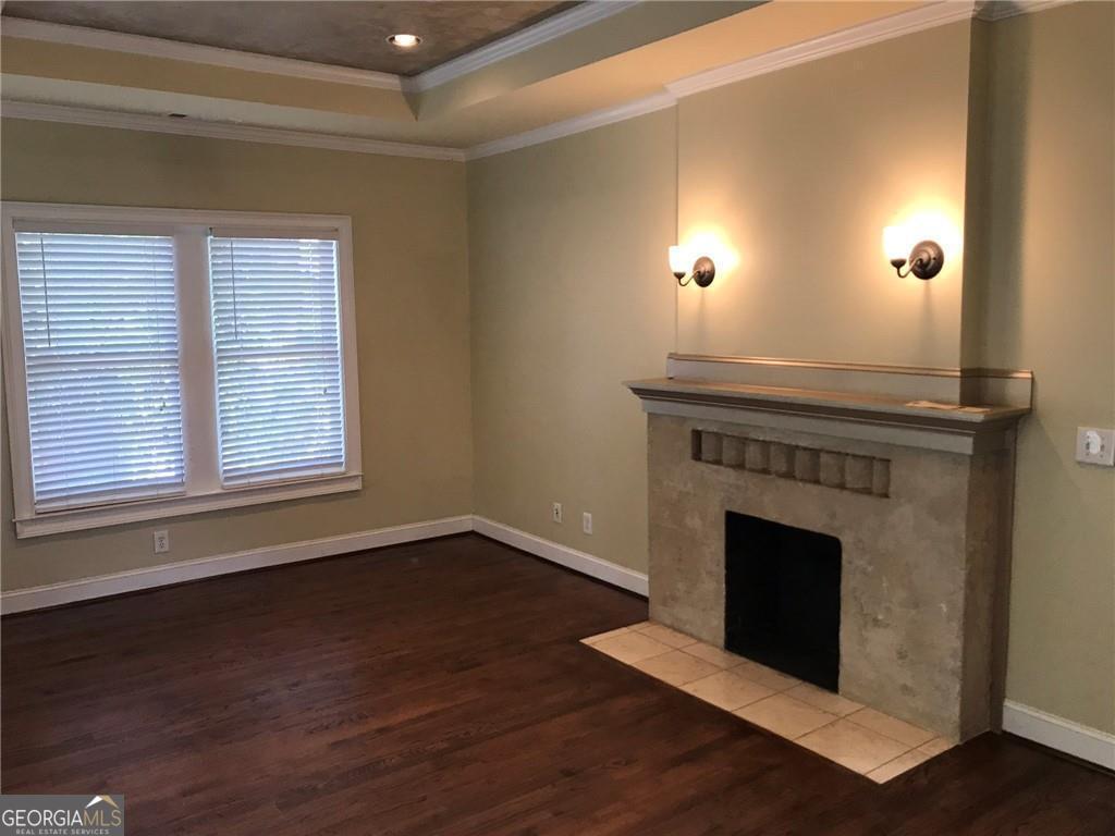 49 Leslie Street Property Photo 14