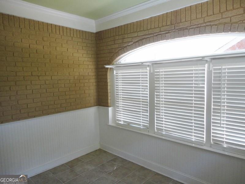 49 Leslie Street Property Photo 17