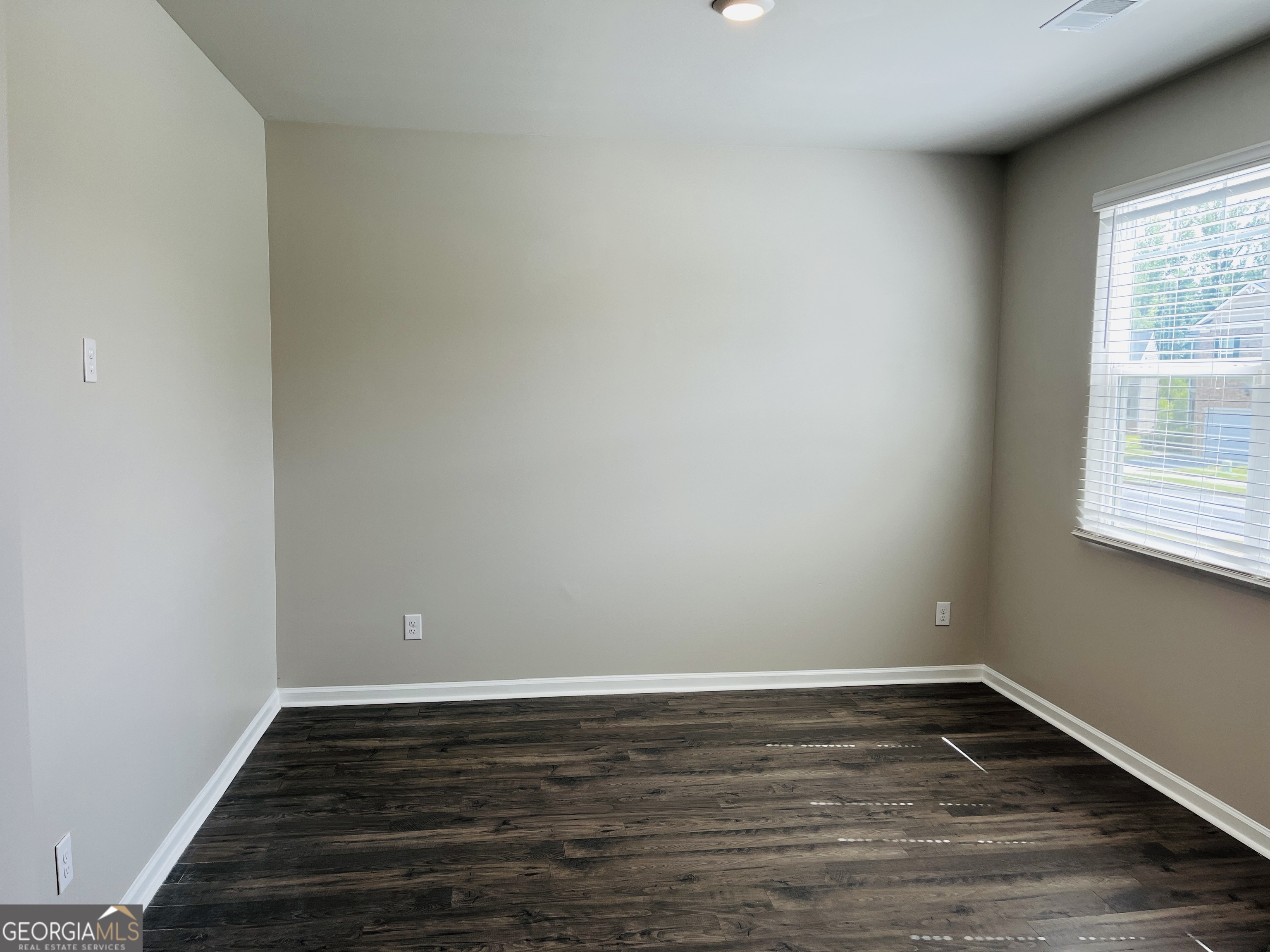 19 White Spruce Way Property Photo 4