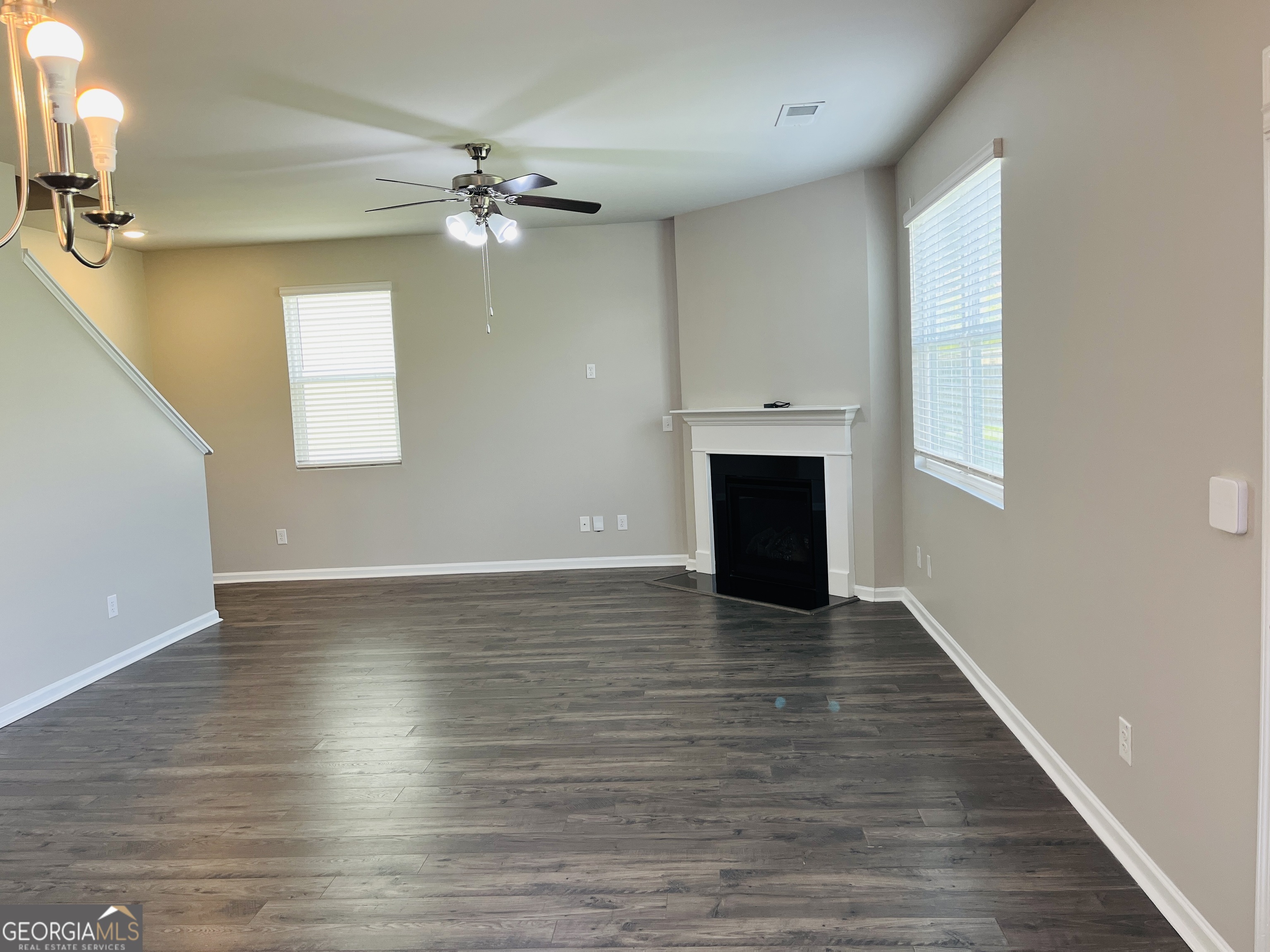 19 White Spruce Way Property Photo 14