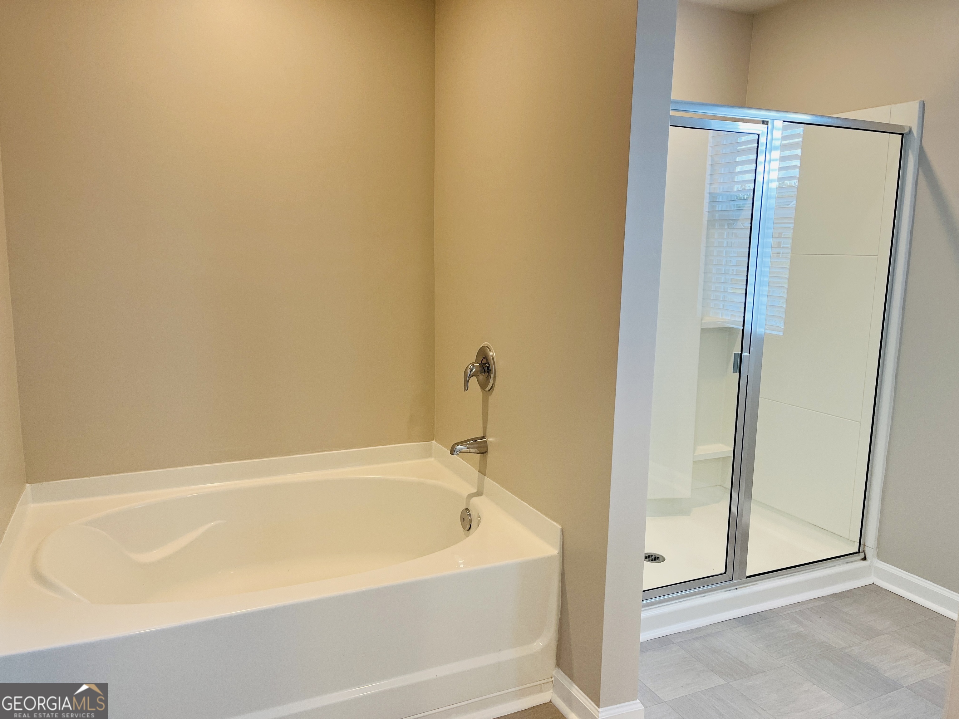 19 White Spruce Way Property Photo 26