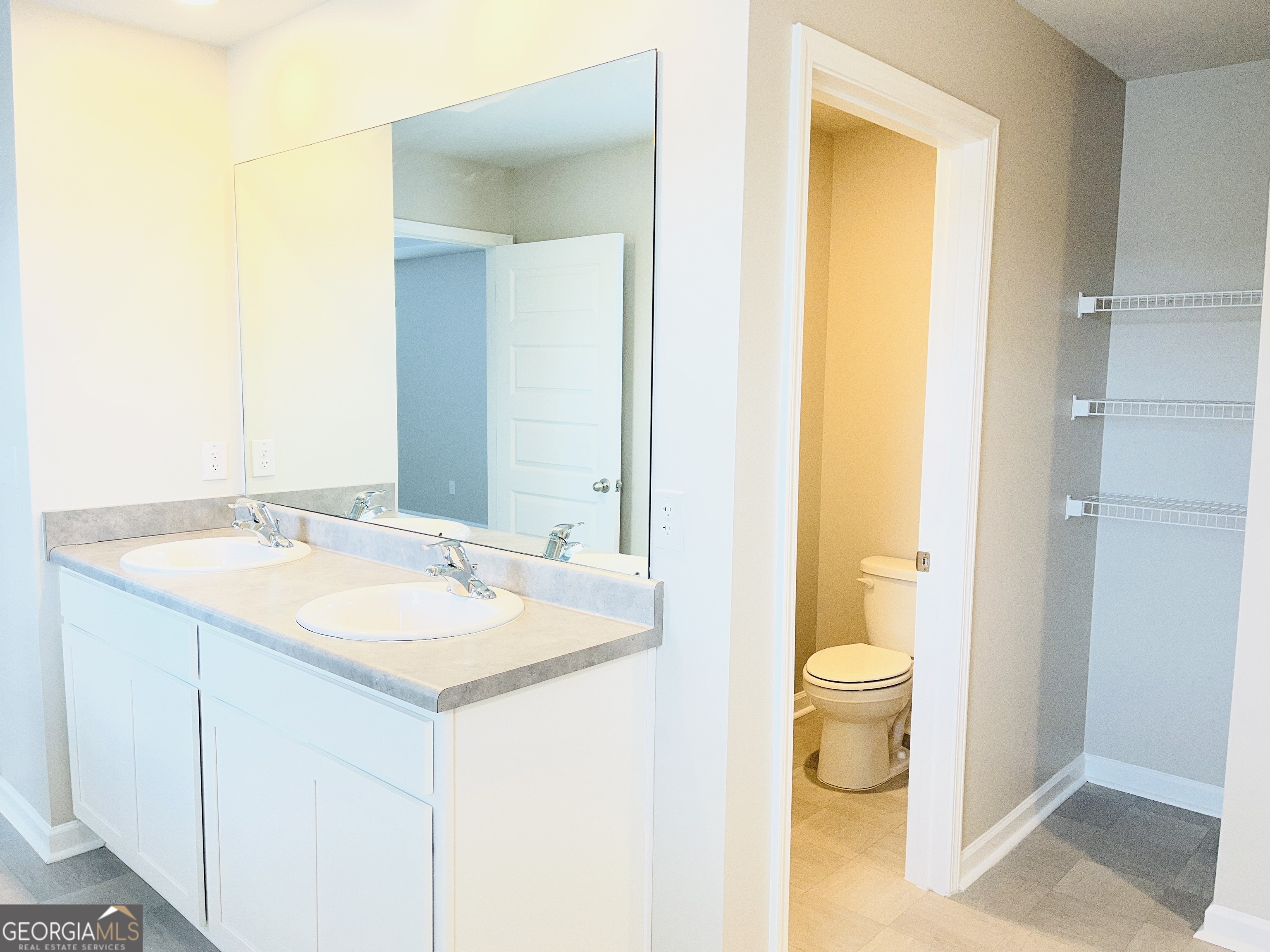 19 White Spruce Way Property Photo 27