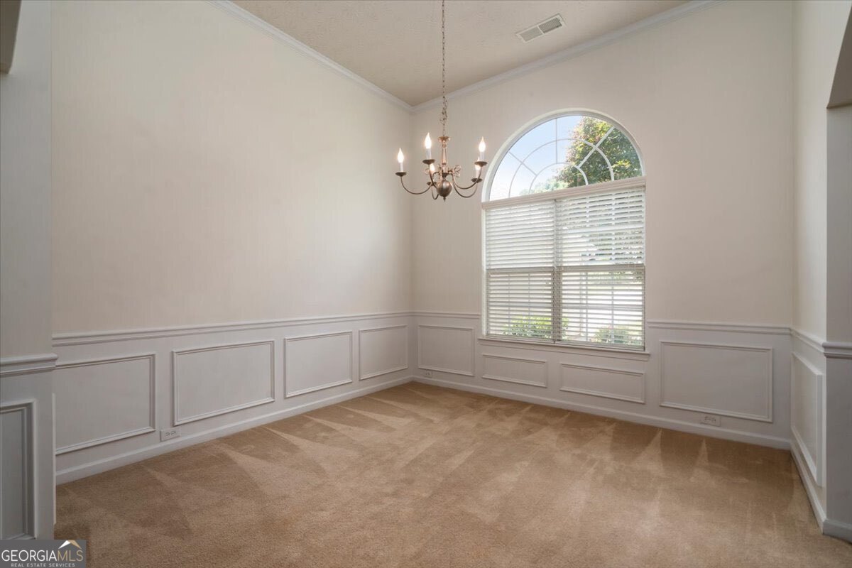 2316 Acorn Way Property Photo 4