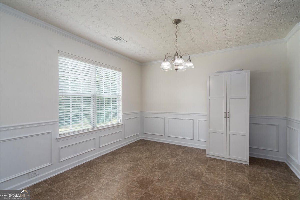 2316 Acorn Way Property Photo 9