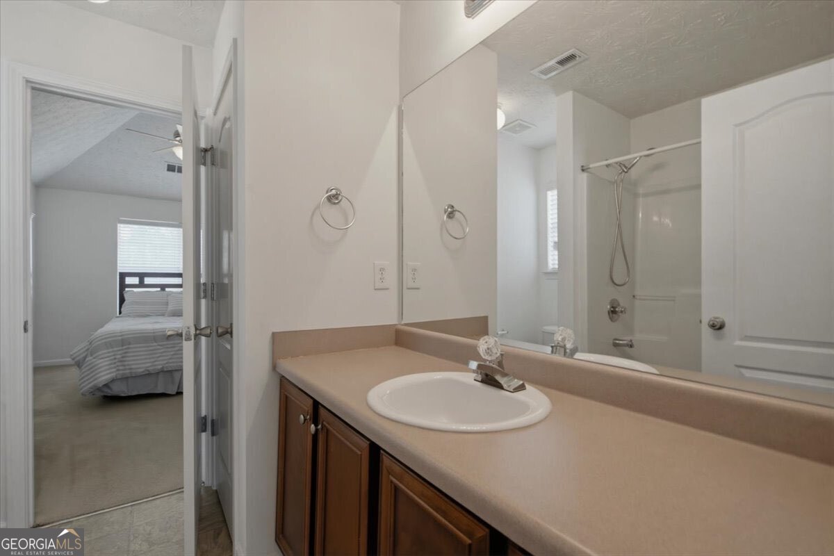 2316 Acorn Way Property Photo 23