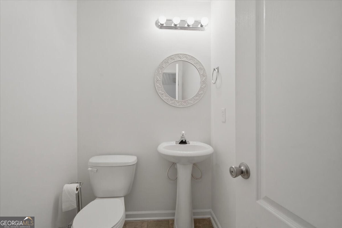 2316 Acorn Way Property Photo 27