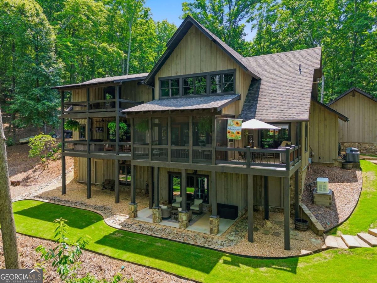427 Greystone Trace Property Photo 4