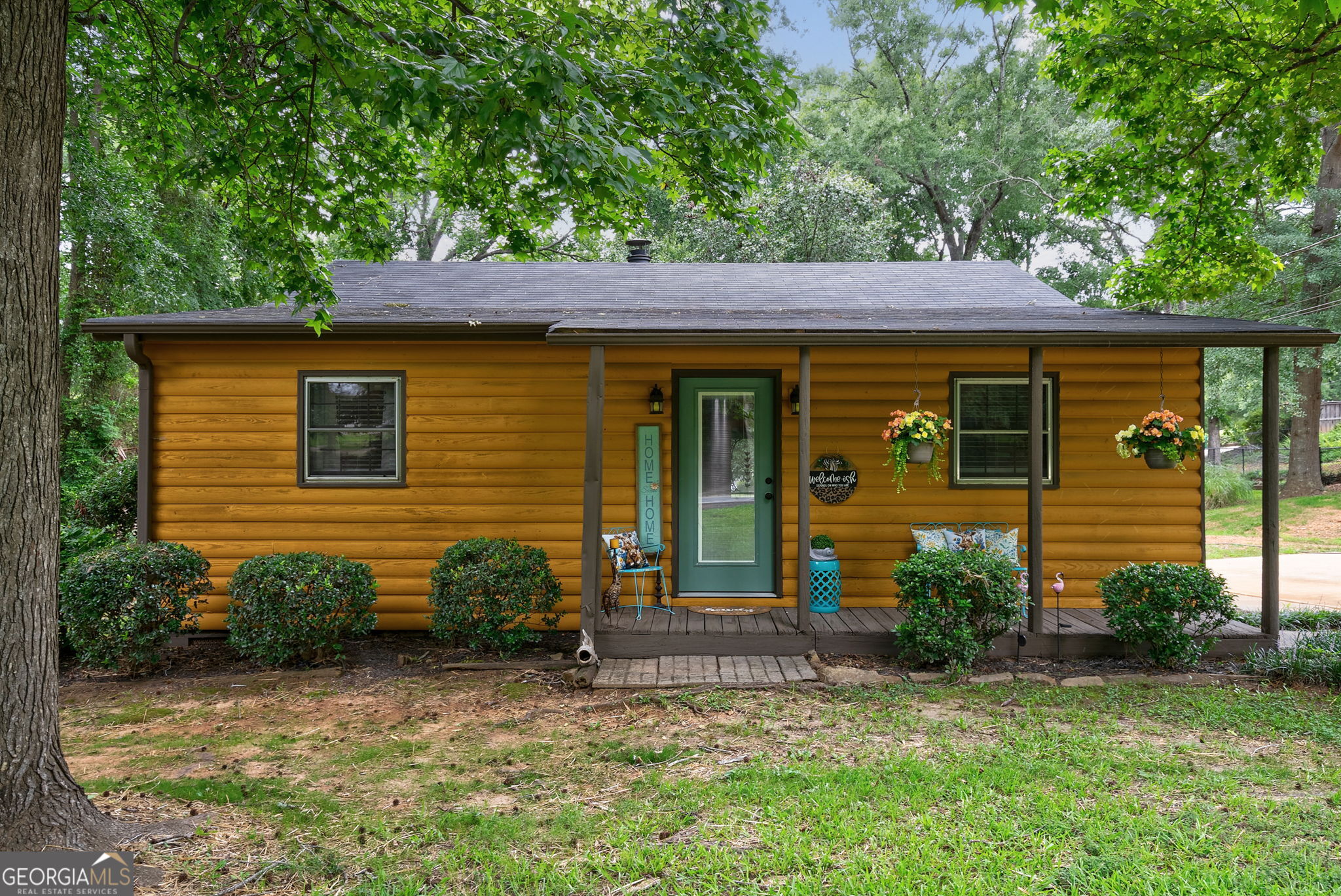 115 Admiralty Way NW