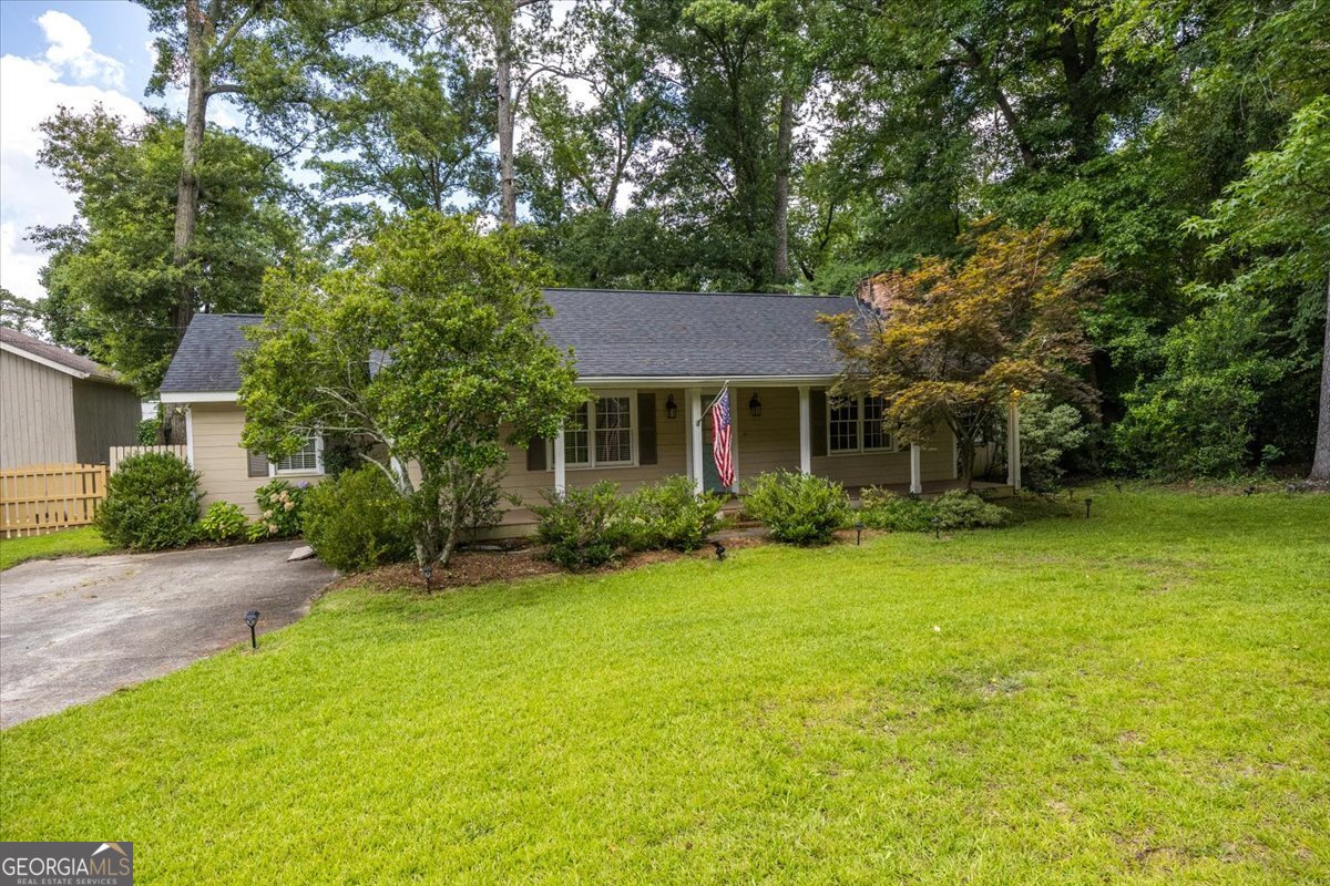 3240 Lousie Place
