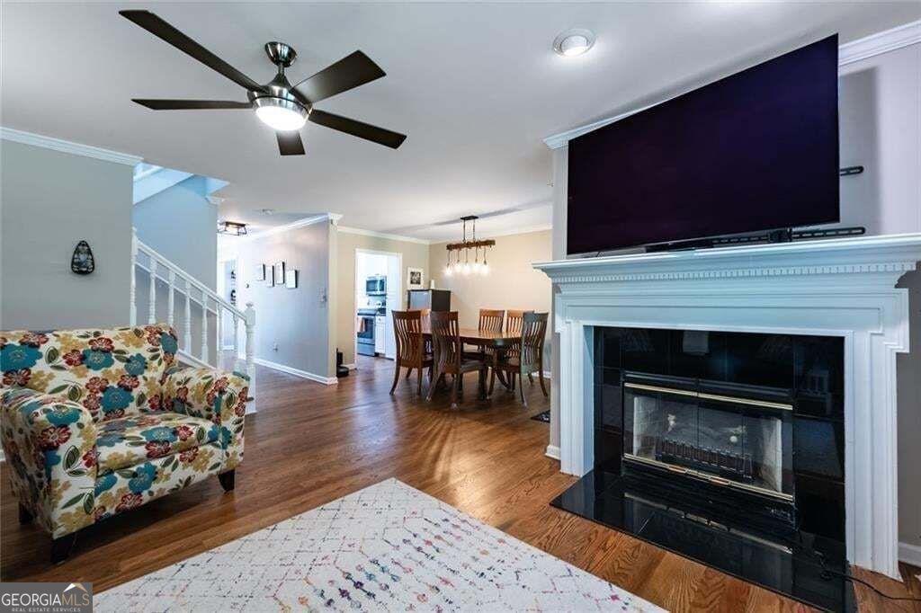 6391 Hawthorne Terrace Property Photo 1