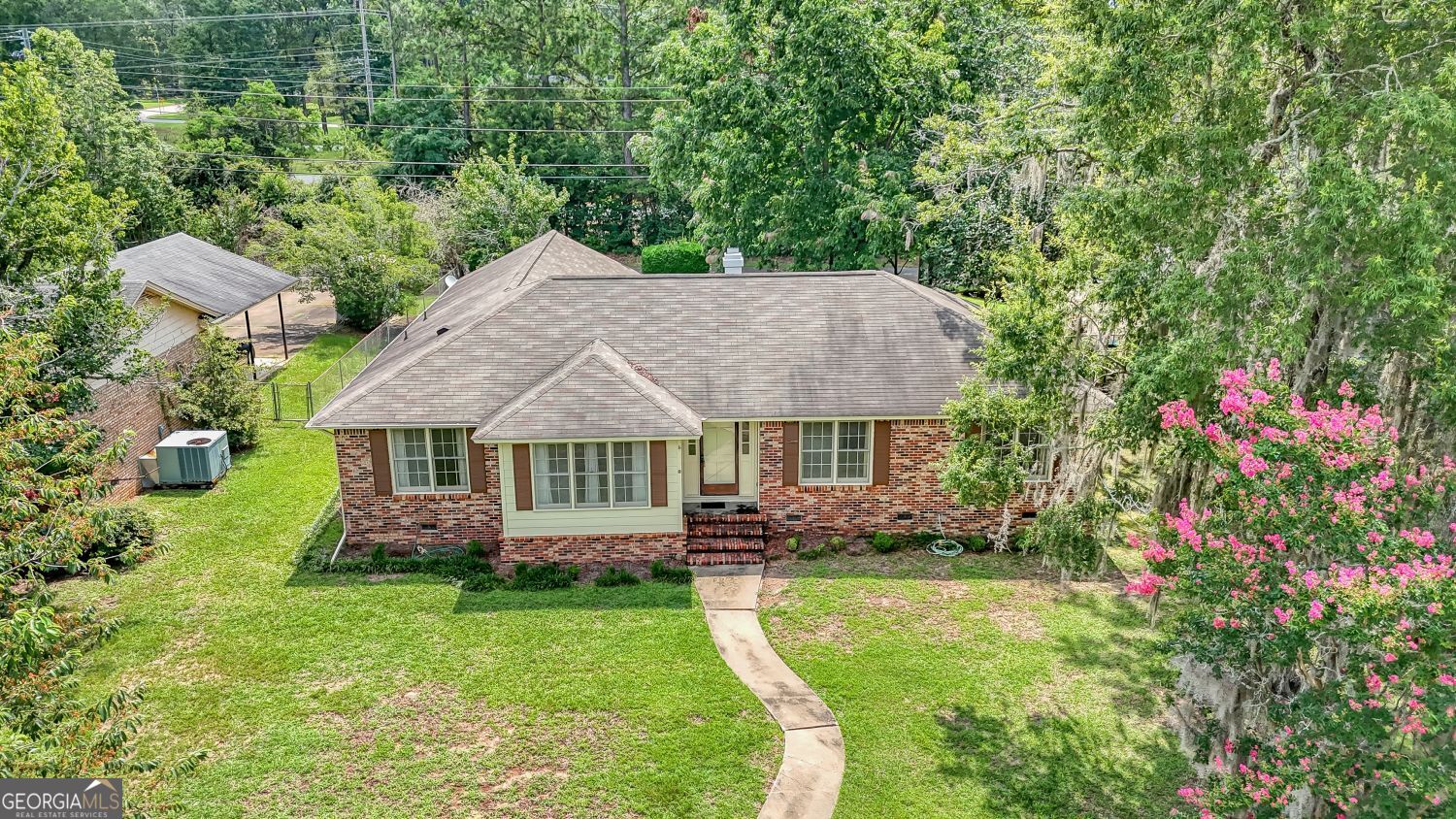 1520 Webb Street Property Photo 1