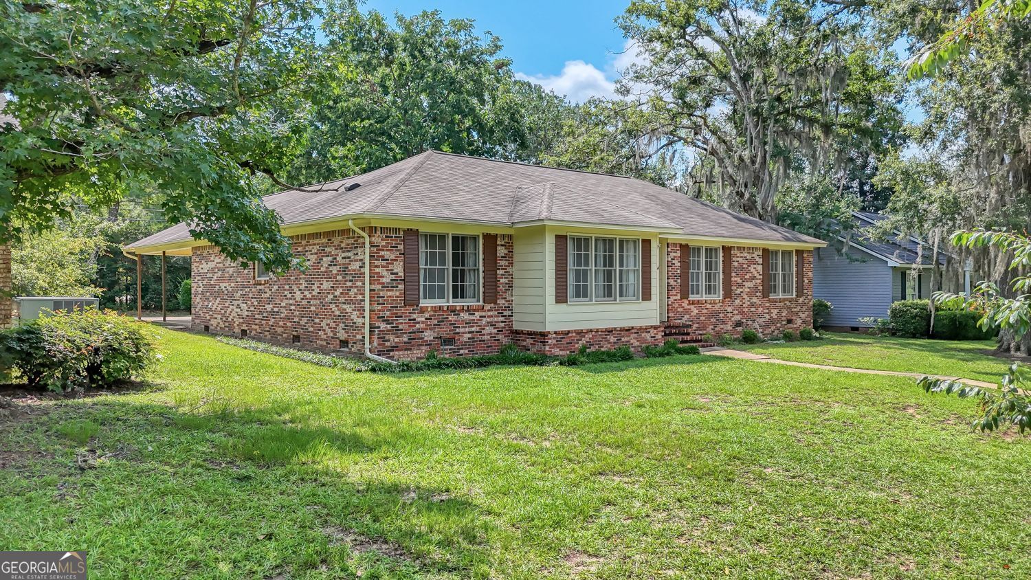 1520 Webb Street Property Photo 10