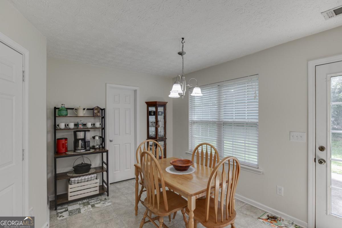 1534 Cardinal Lane Property Photo 18