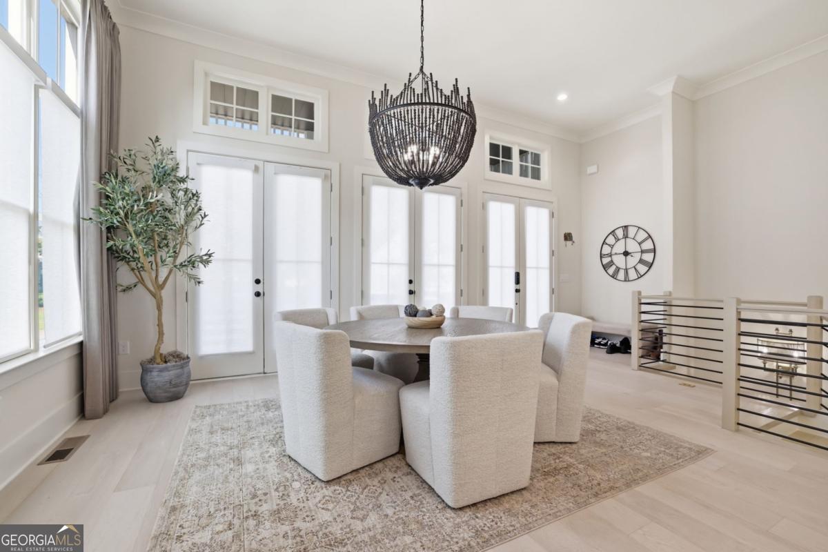 2013 Parkstead Lane Property Photo 8