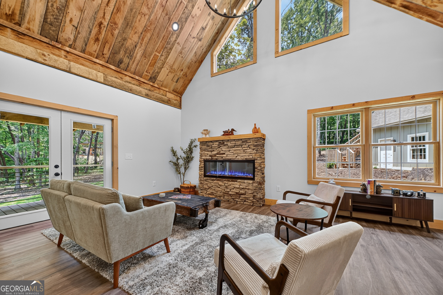 646 High Country Circle Property Photo 9