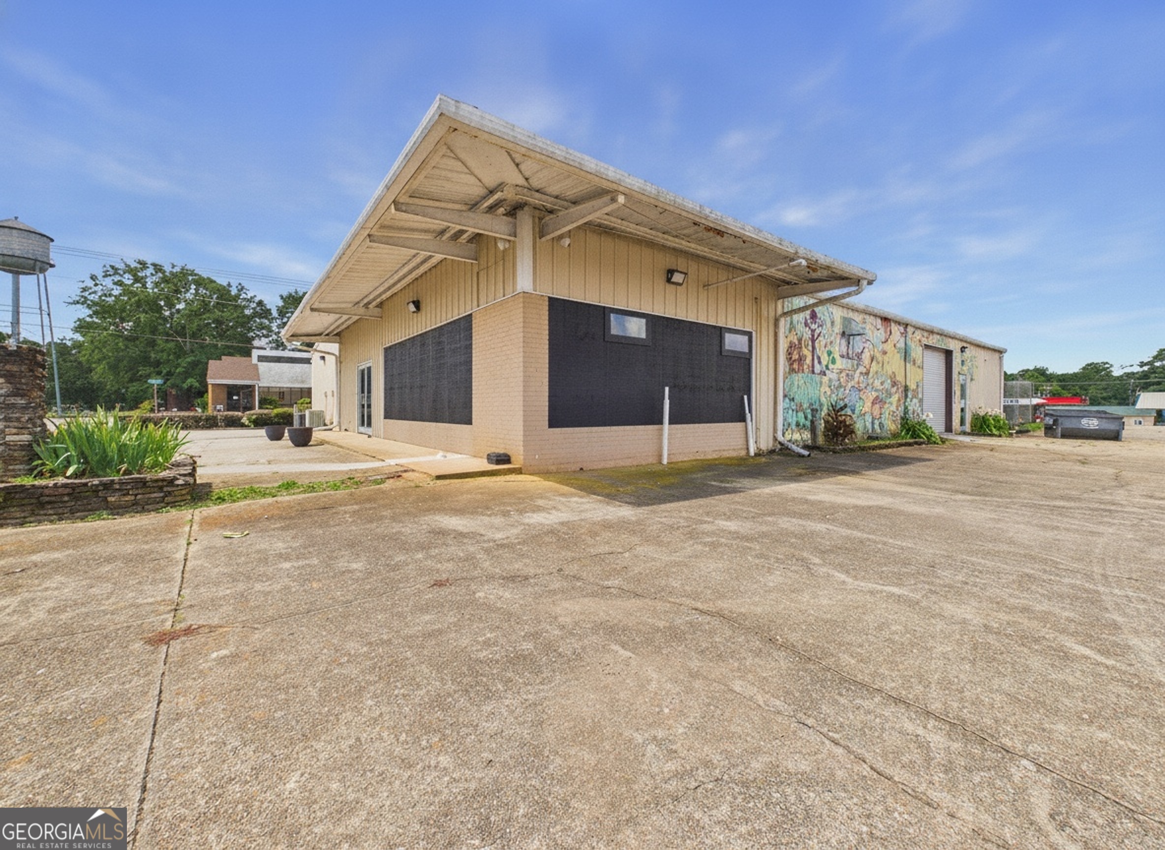 124 Commerce Street Property Photo 2
