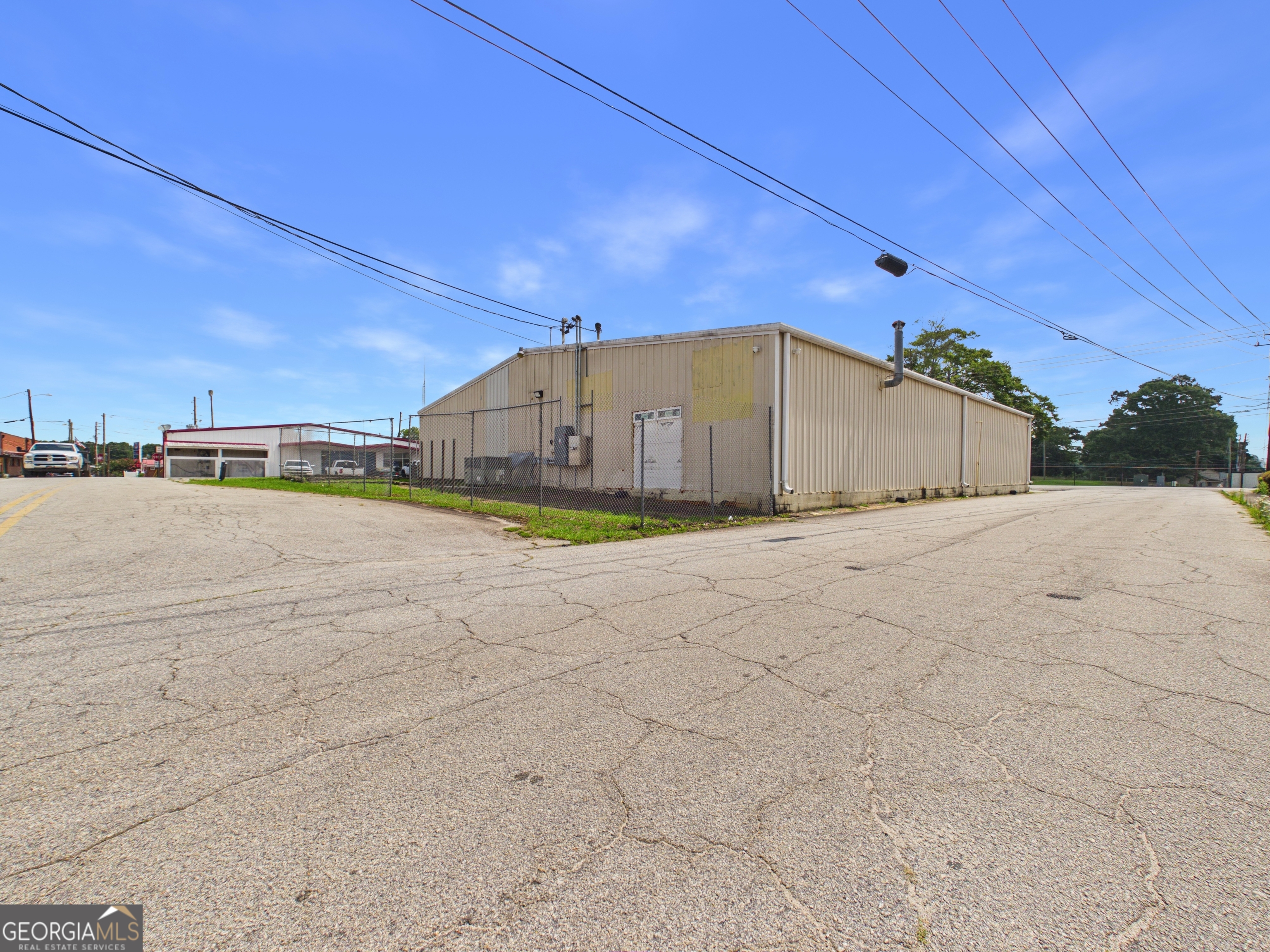 124 Commerce Street Property Photo 4