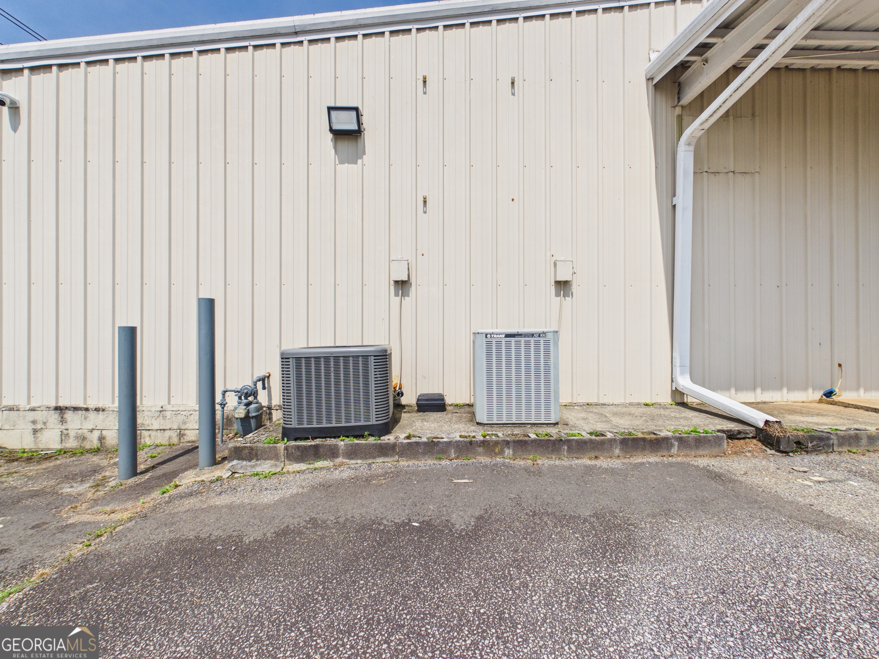 124 Commerce Street Property Photo 5