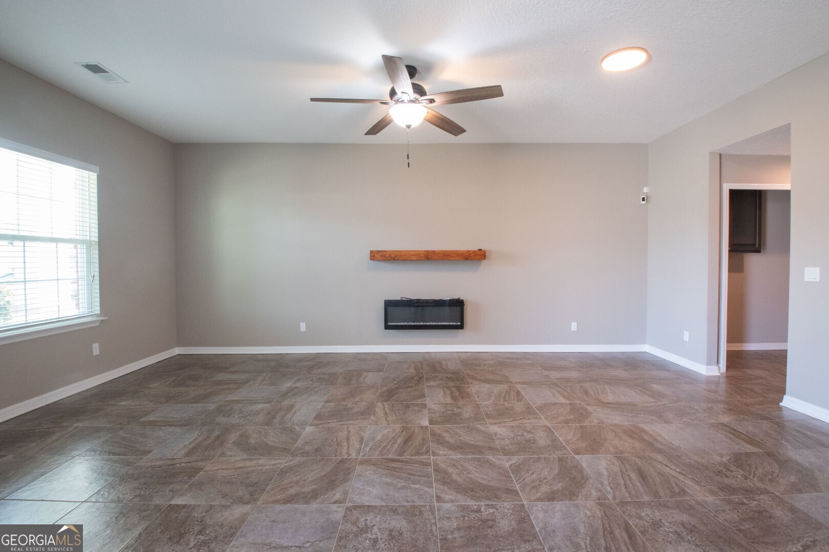 118 Walnut Way Property Photo 11