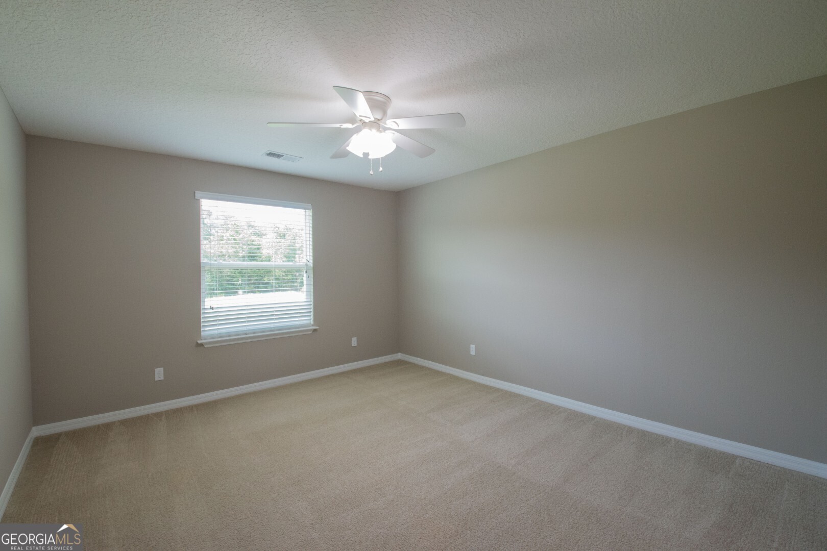 118 Walnut Way Property Photo 36