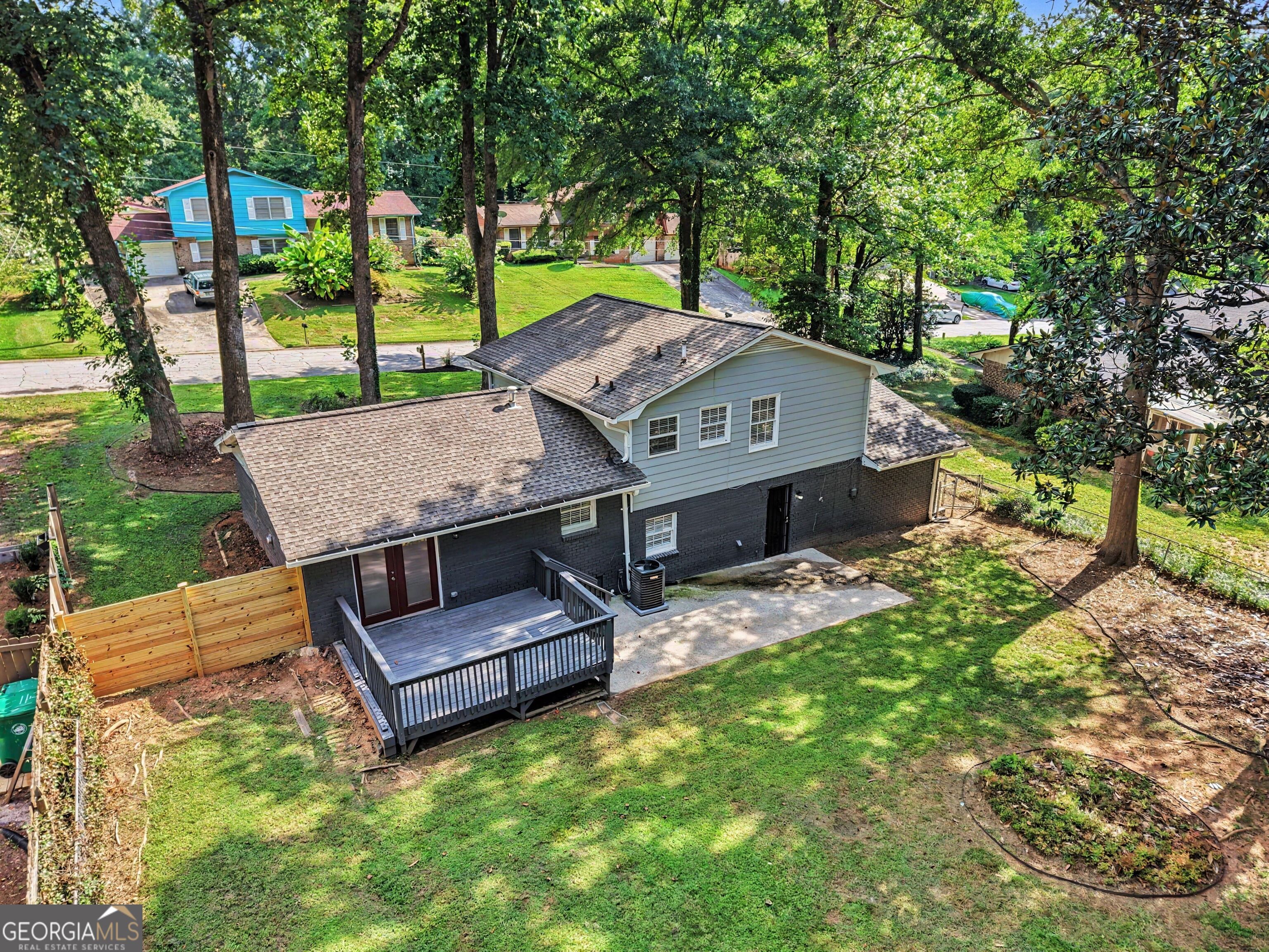 3960 Wedgefield Circle Property Photo 3