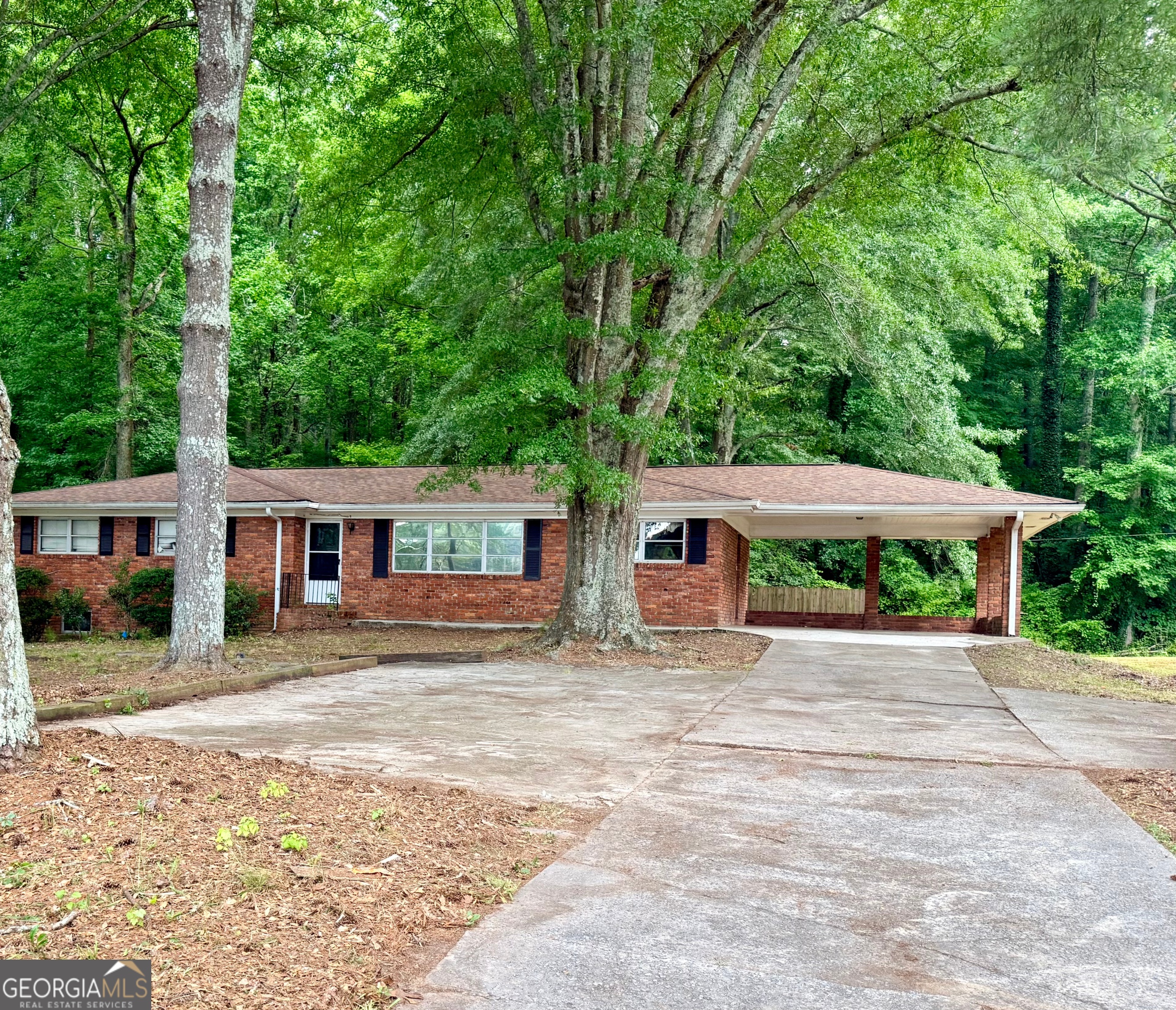 3024 Hicks Road Sw Property Photo 1