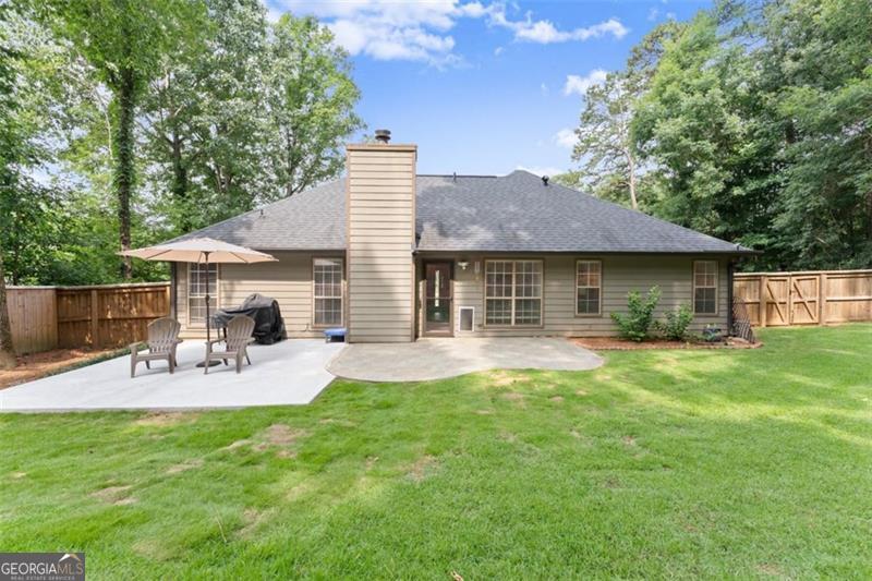 2035 Huntington Hill Trace Property Photo 3