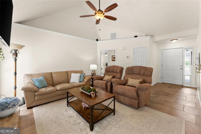 2035 Huntington Hill Trace Property Photo 5