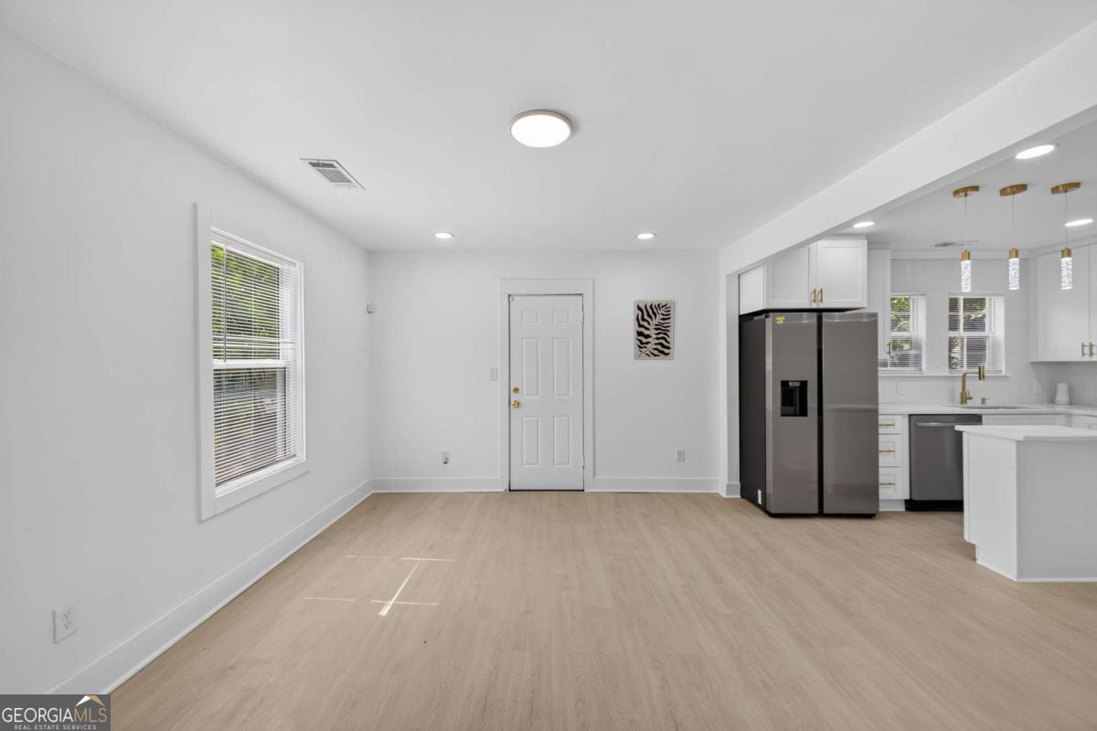 1458 Olive Street Sw Property Photo 7