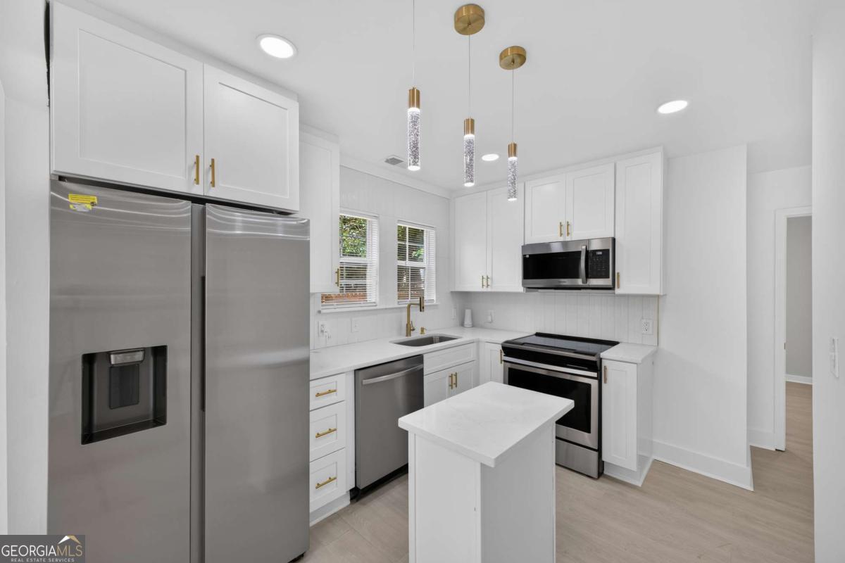 1458 Olive Street Sw Property Photo 8