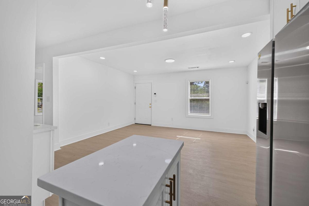 1458 Olive Street Sw Property Photo 10