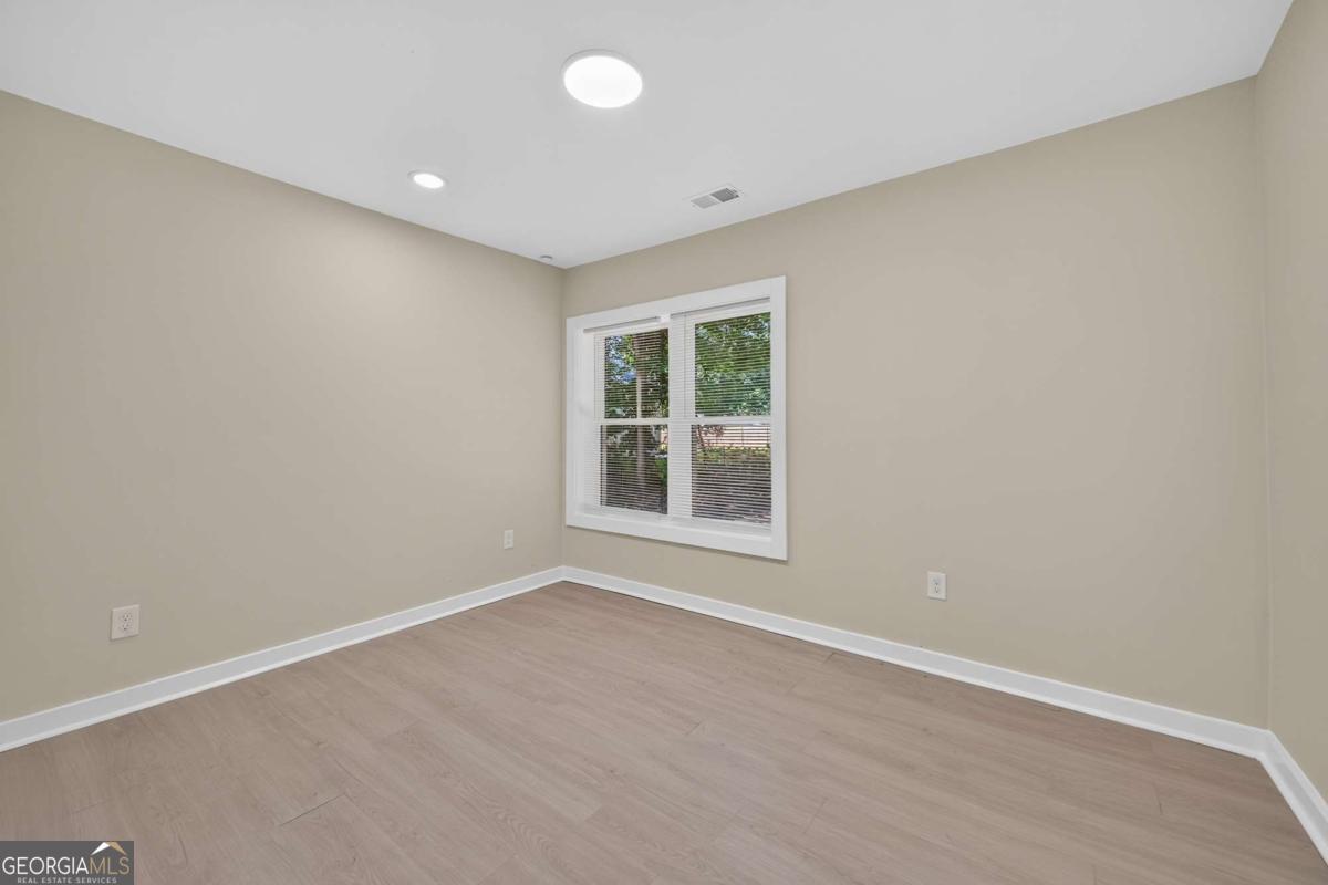 1458 Olive Street Sw Property Photo 13