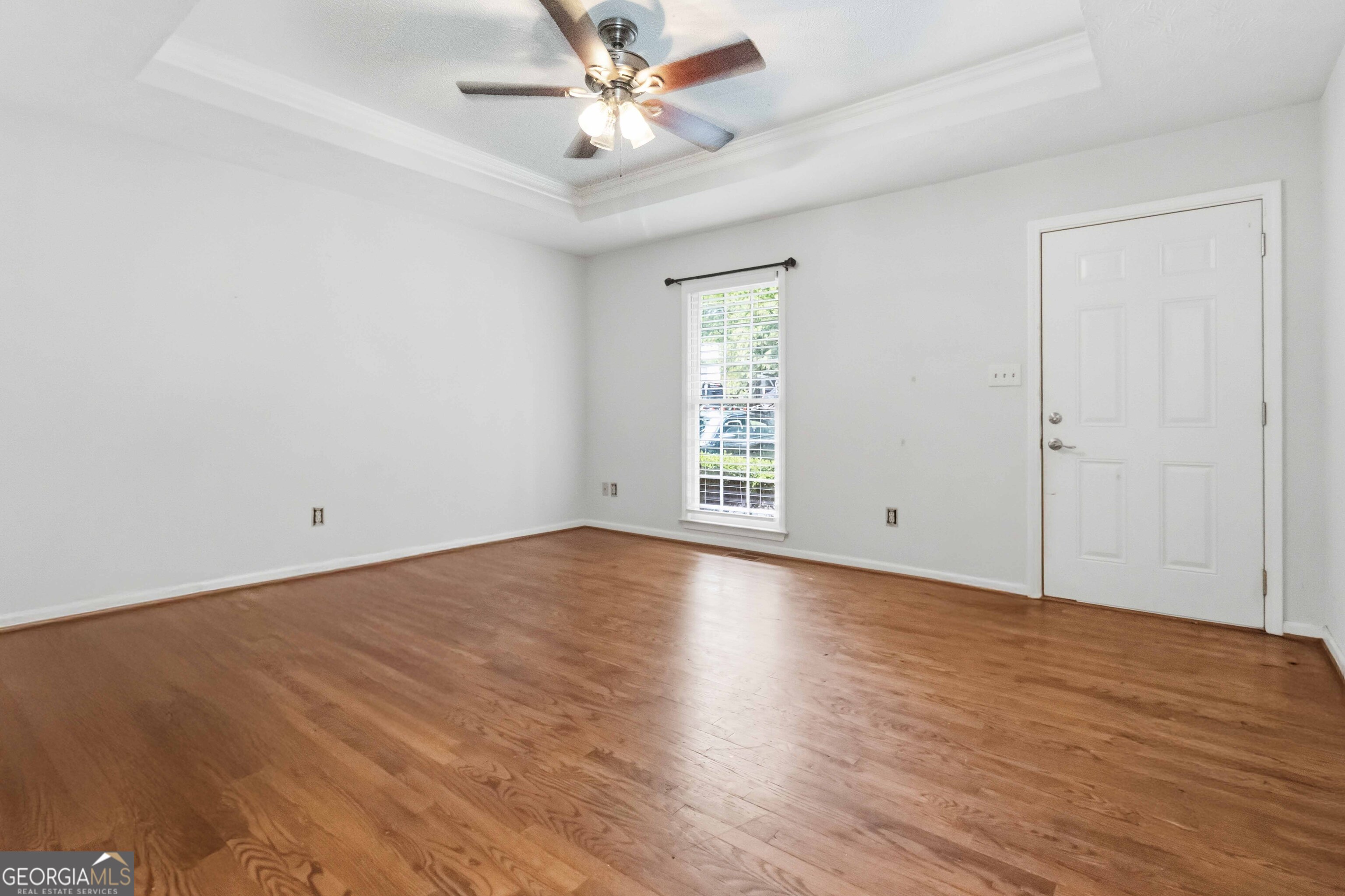 241 Rutledge Drive Property Photo 5