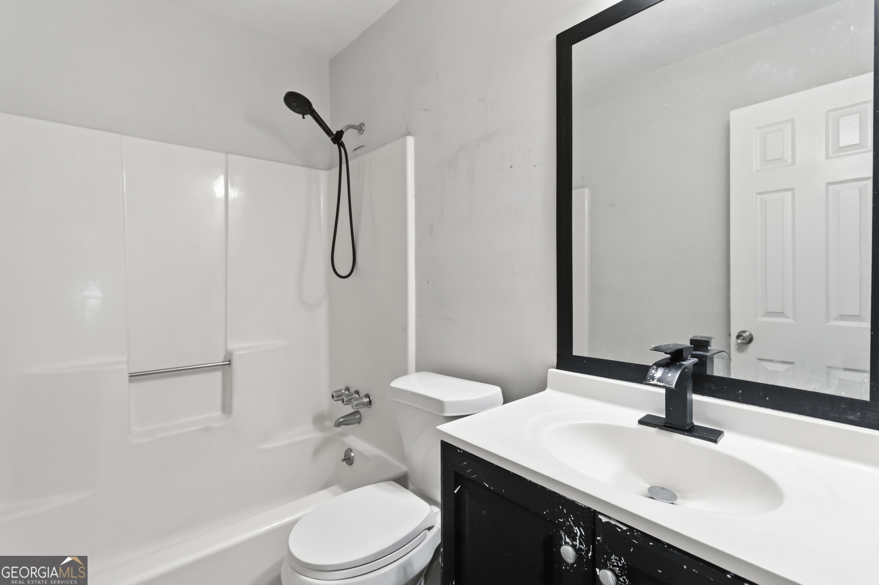 241 Rutledge Drive Property Photo 18